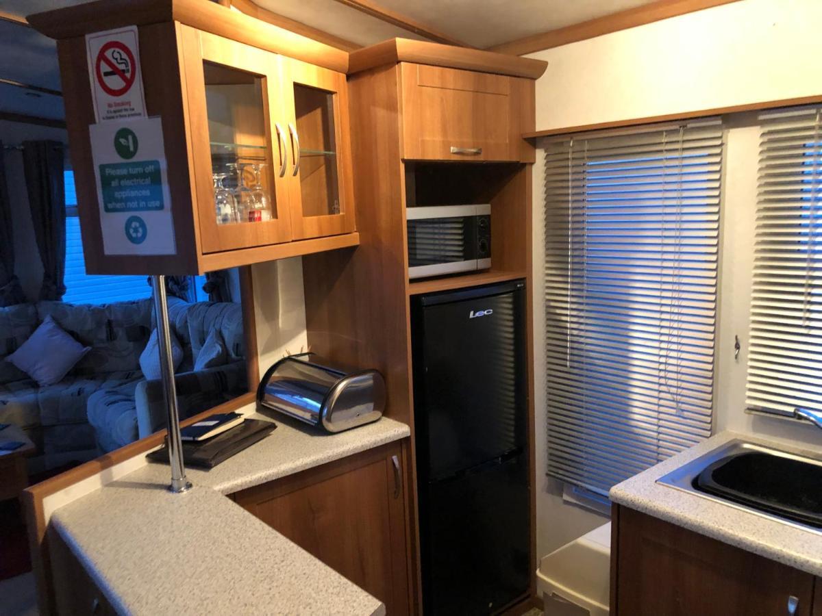 First Steps Caravan Rentals Sandown Bagian luar foto
